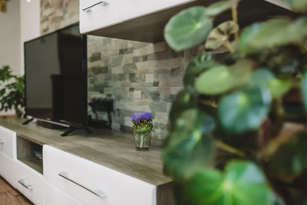 Marjan Hill 3-Br Apt,5 Guests Private Garden Near Beach سبليت شقة