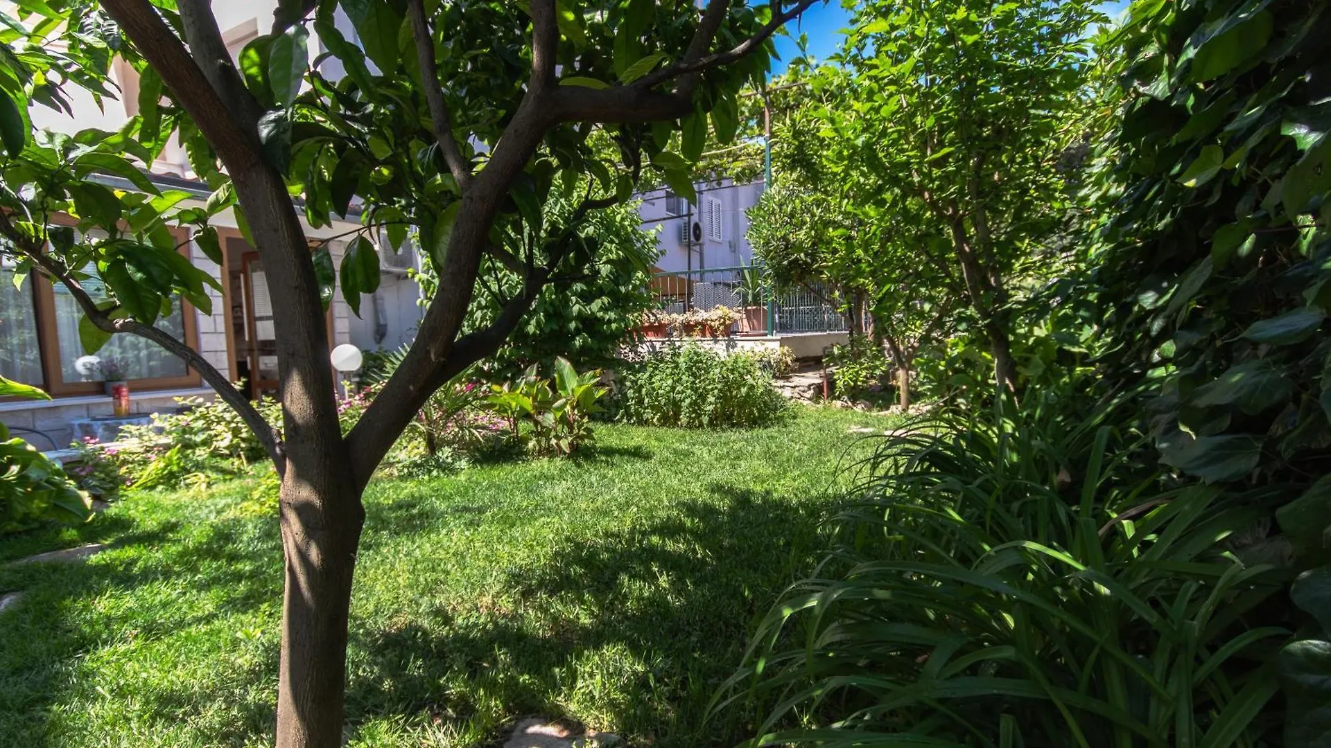 Apartment Marjan Hill 3-Br Apt,5 Guests Private Garden Near Beach Split Croatia