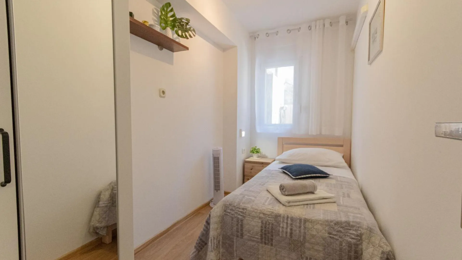 Apartment Marjan Hill 3-Br Apt,5 Guests Private Garden Near Beach Split